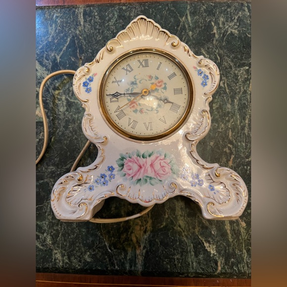 Vintage Floral Ceramic Electric Mantle Clock - Picture 3 of 5